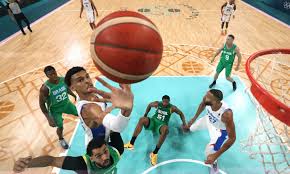 库里谈膝伤：感觉不错 目标是季后赛时保持健康